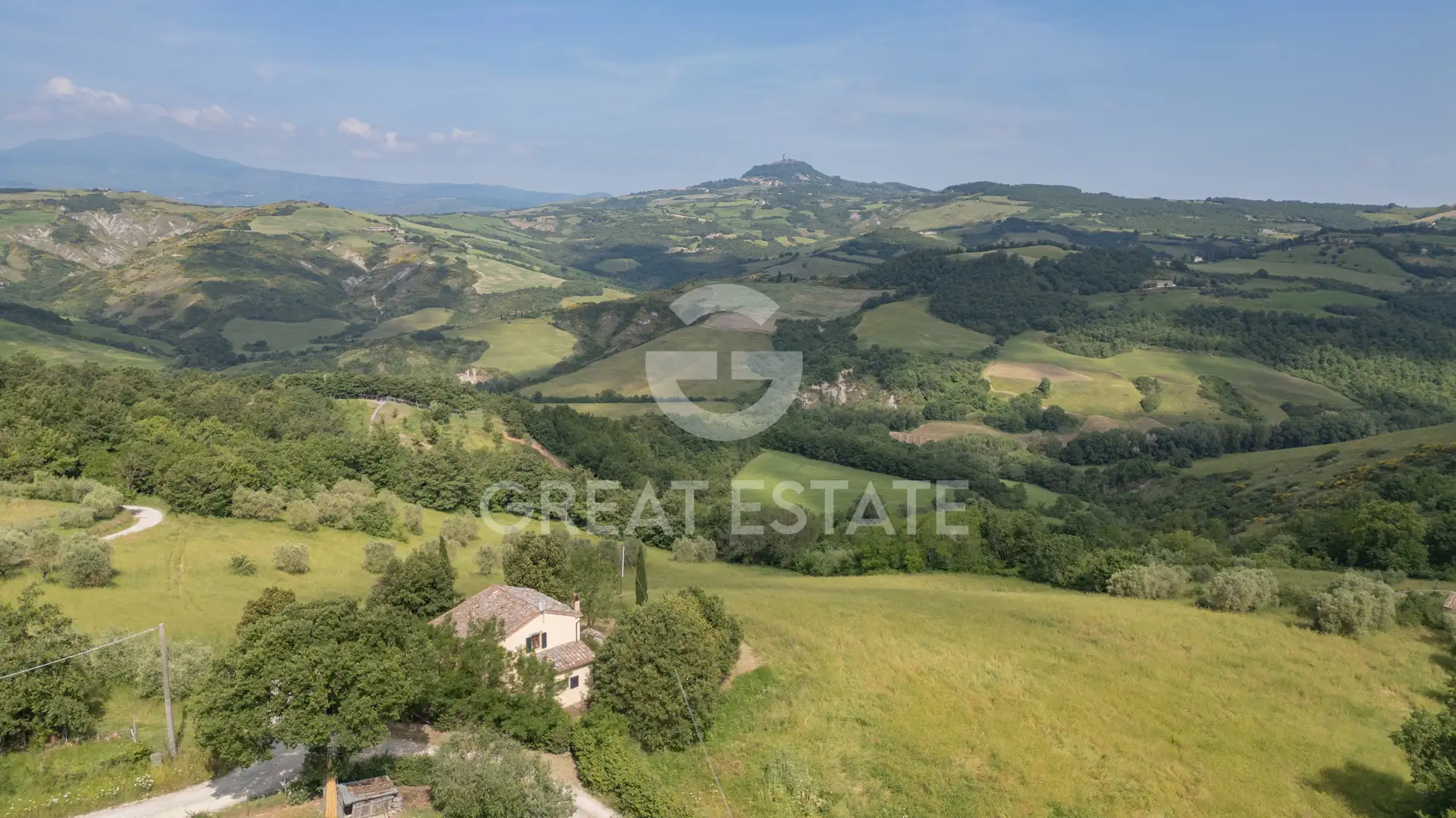 Villa 130m² in Italy, Siena. Priced at 520000€ rent photo-12