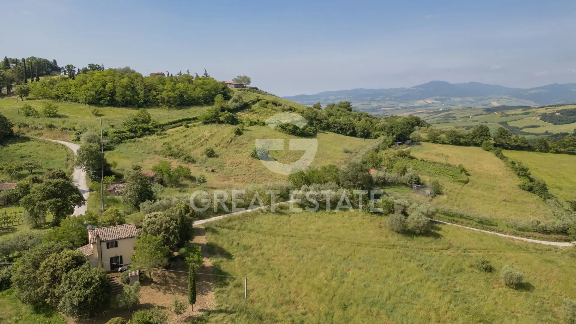 Villa 130m² in Italy, Siena. Priced at 520000€ rent photo-15