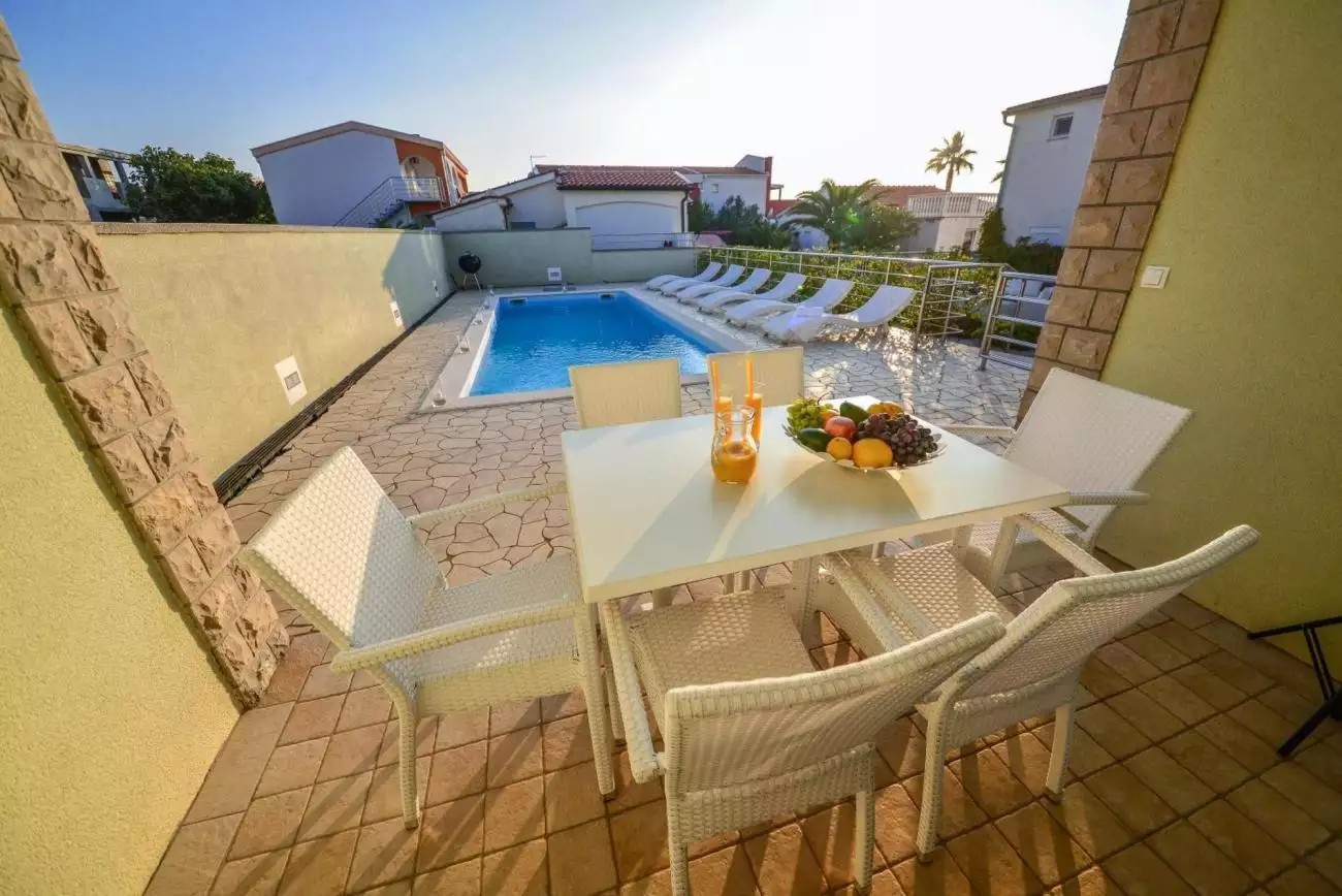 Hotels 350m² in Croatia, Zadar. Priced at 913000€ rent photo-4