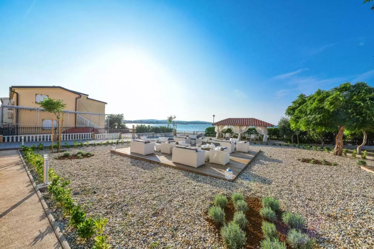 Hotels 350m² in Croatia, Zadar. Priced at 913000€ rent photo-11