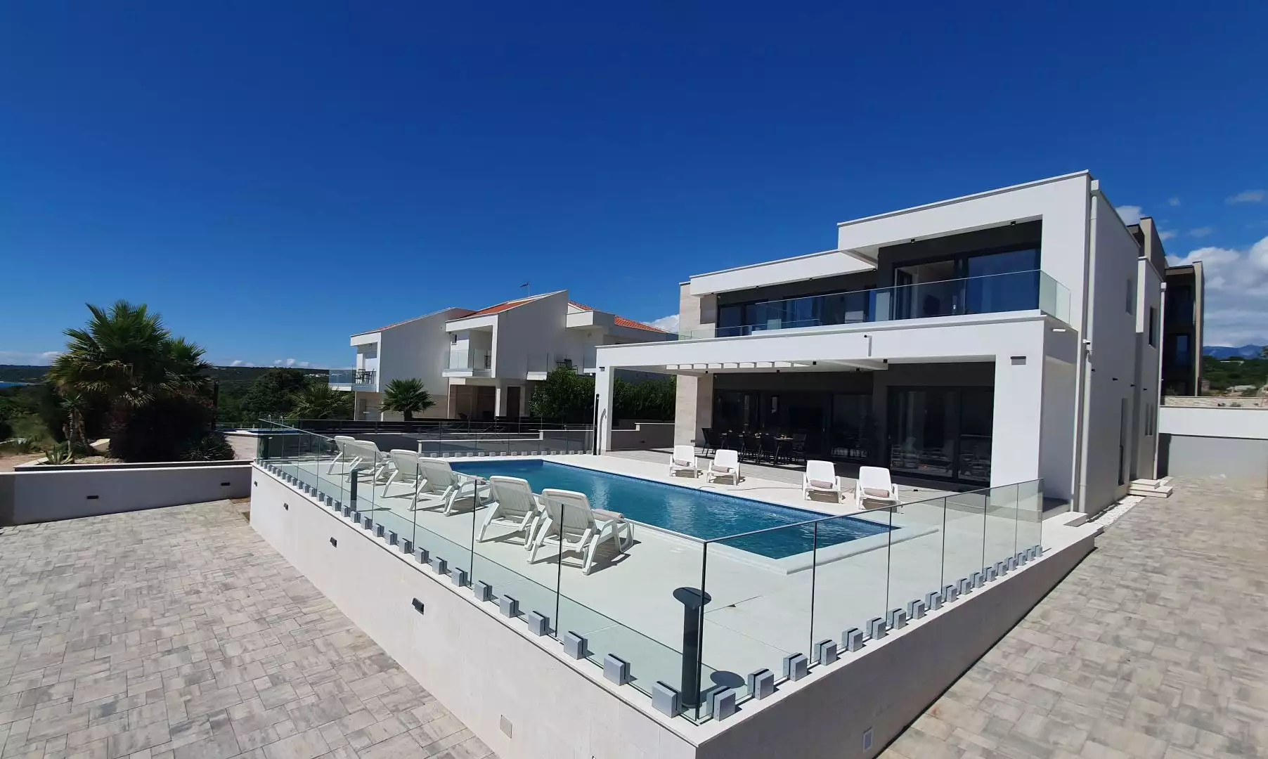 Villa 310m² in Croatia, Novalja. Priced at 1450000€ rent photo-5