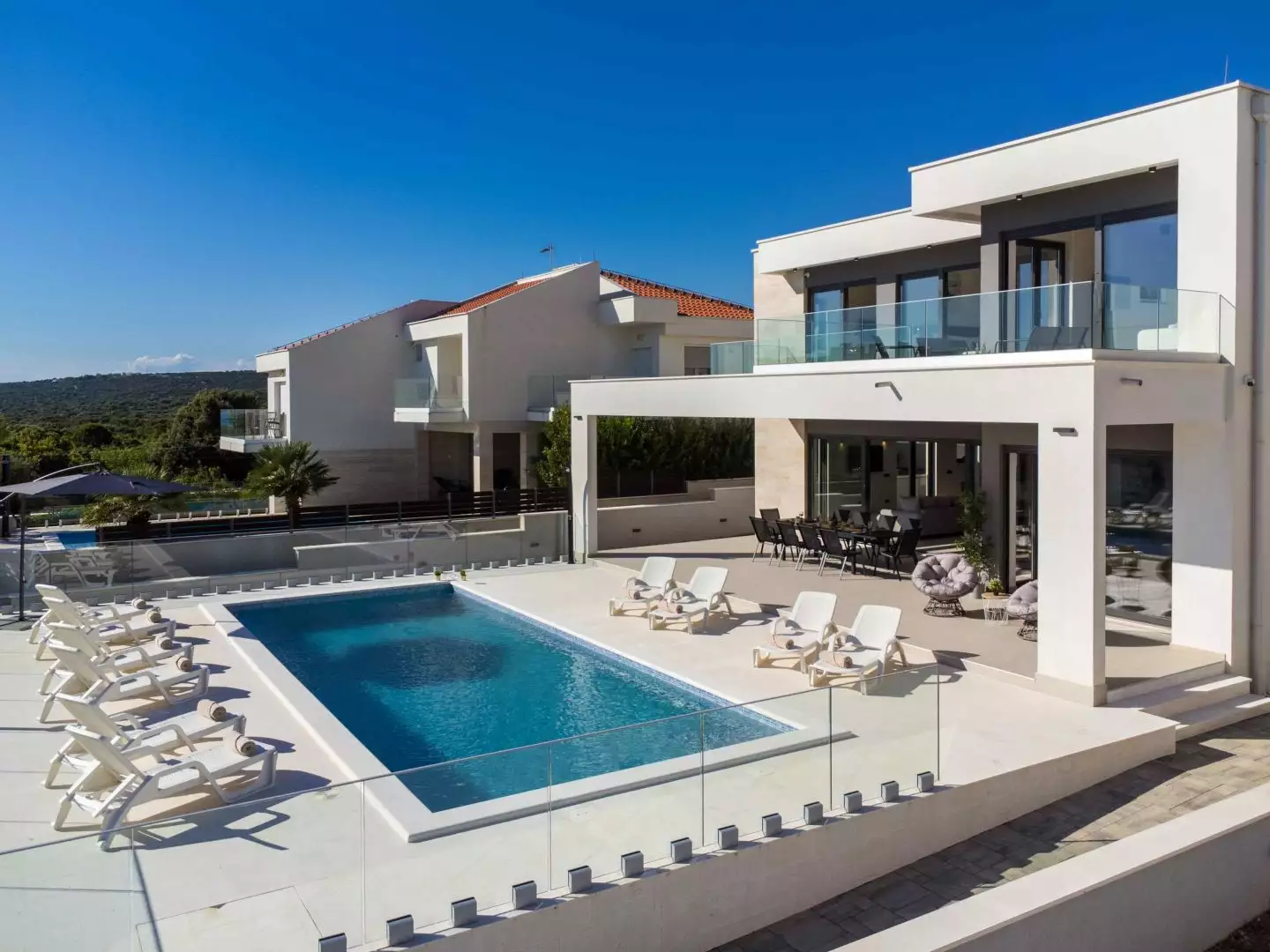 Villa 310m² in Croatia, Novalja. Priced at 1450000€ rent photo-9