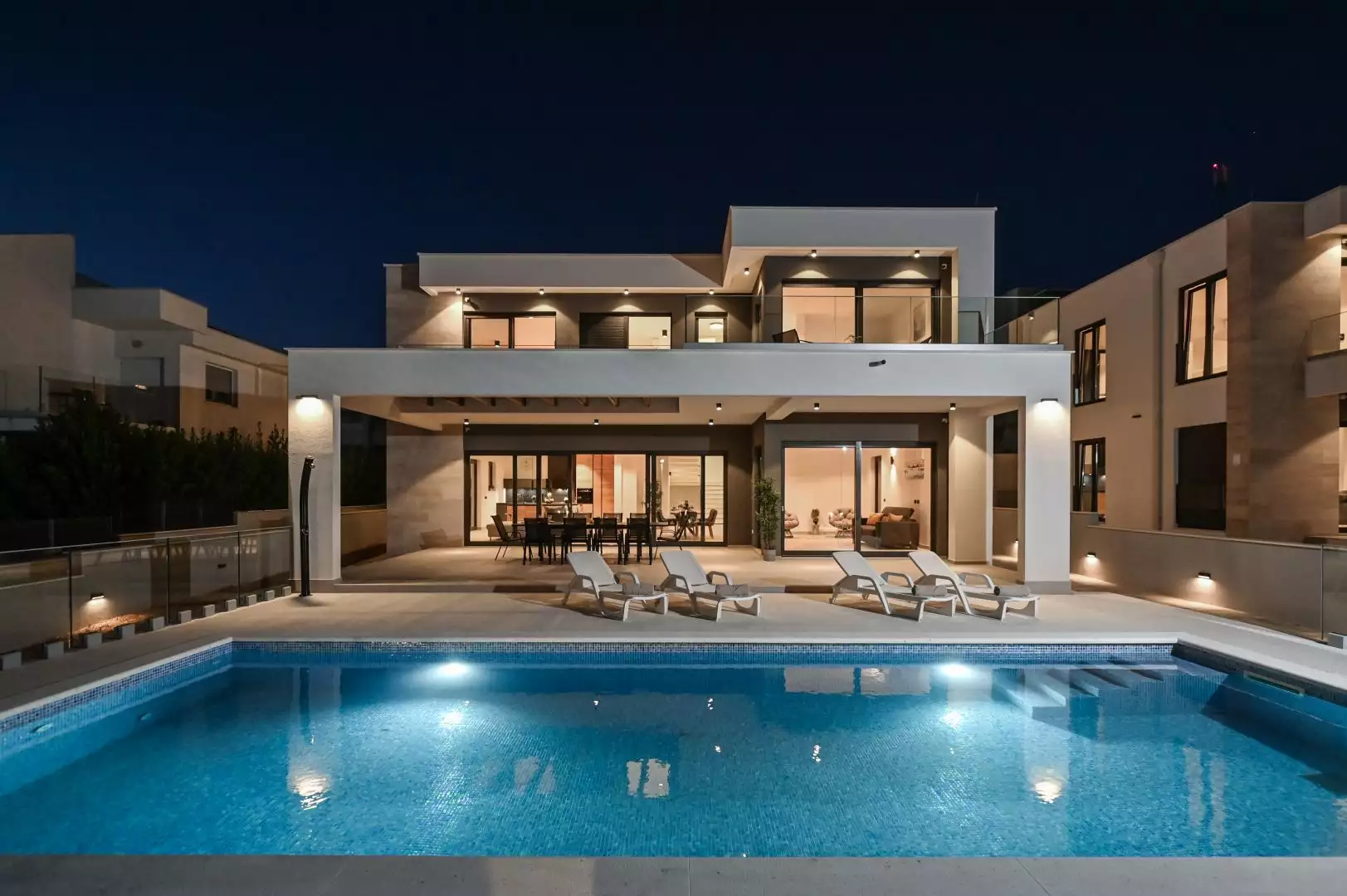 Villa 310m² in Croatia, Novalja. Priced at 1450000€ rent photo-11