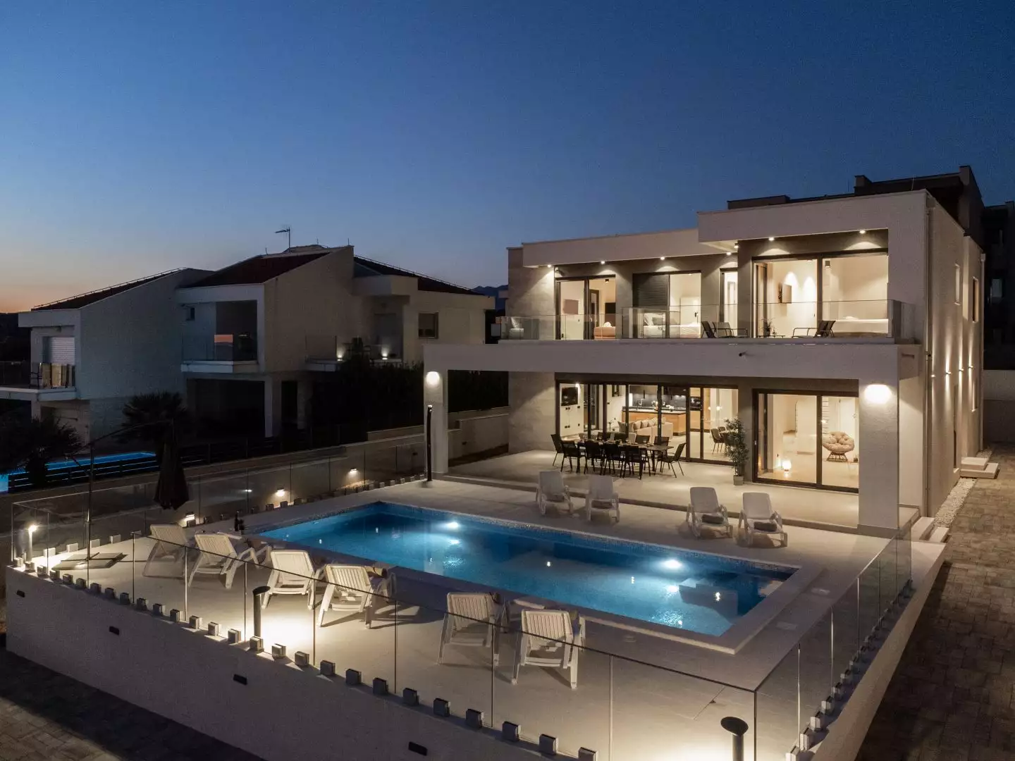 Villa 310m² in Croatia, Novalja. Priced at 1450000€ rent photo-15