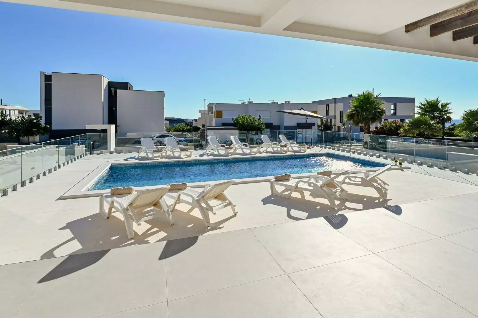 Villa 310m² in Croatia, Novalja. Priced at 1450000€ rent photo-19