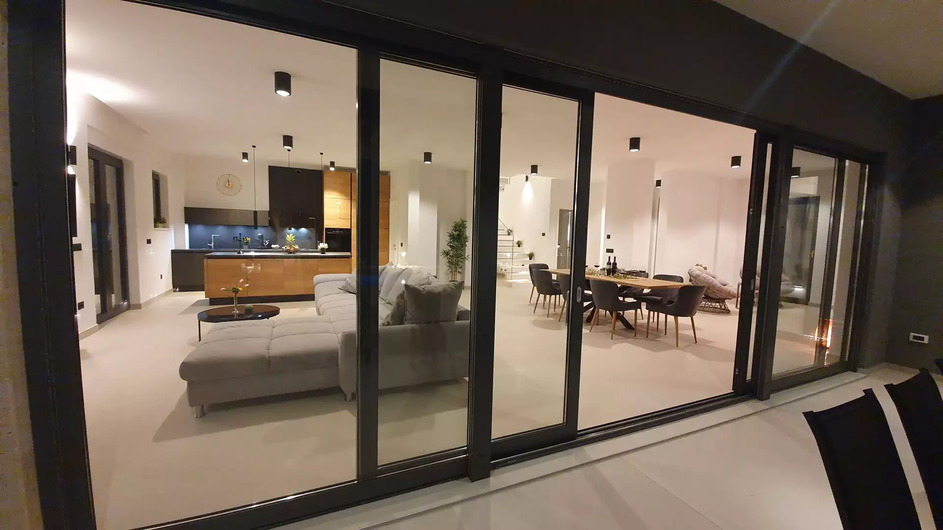 Villa 310m² in Croatia, Novalja. Priced at 1450000€ rent photo-25