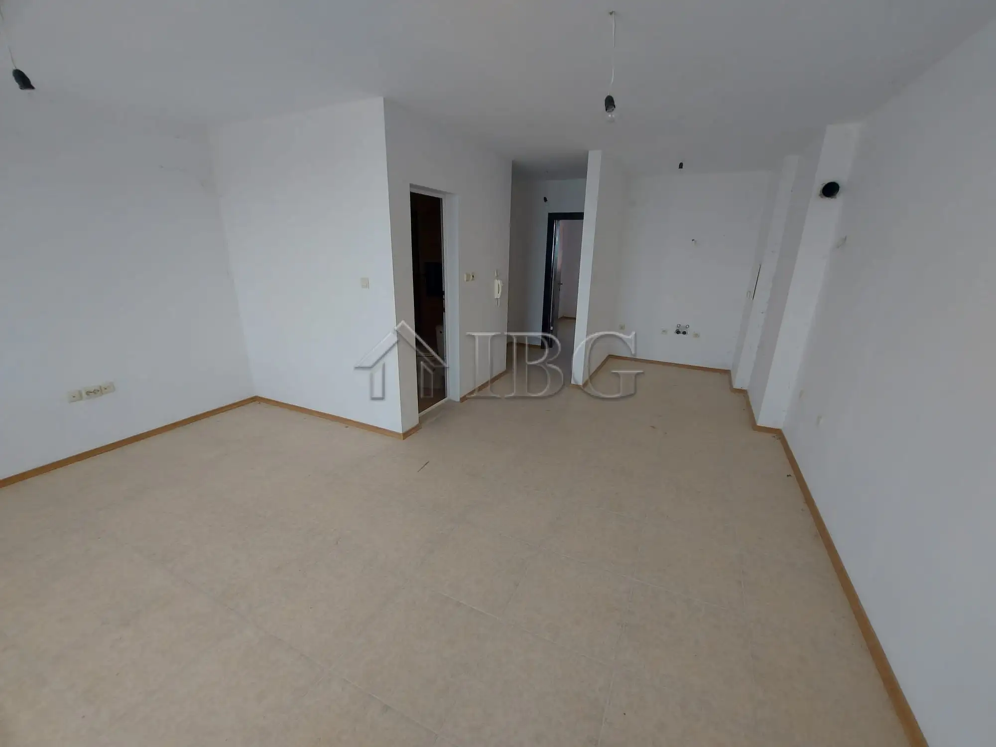 Flat 68m² in Bulgaria, Elenite. Priced at 105000€ rent photo-9