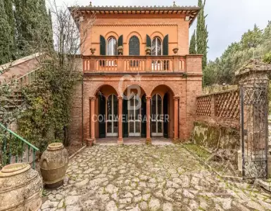 Купить дом в Италии 545211£