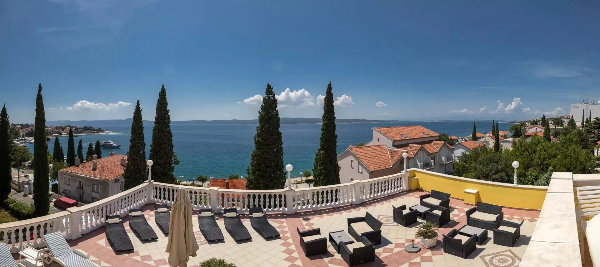 Hotels 1800m² in Croatia, Crikvenica. Priced at 5500000€ rent photo-3