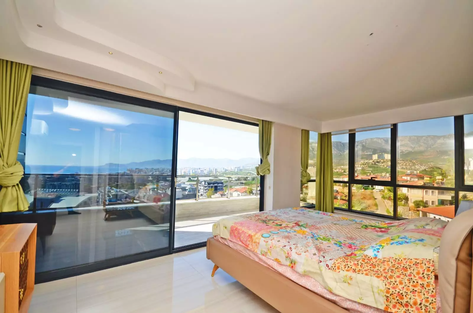 Townhouse 200m² in Turkey, Kargicak. Priced at 264000€ rent photo-28