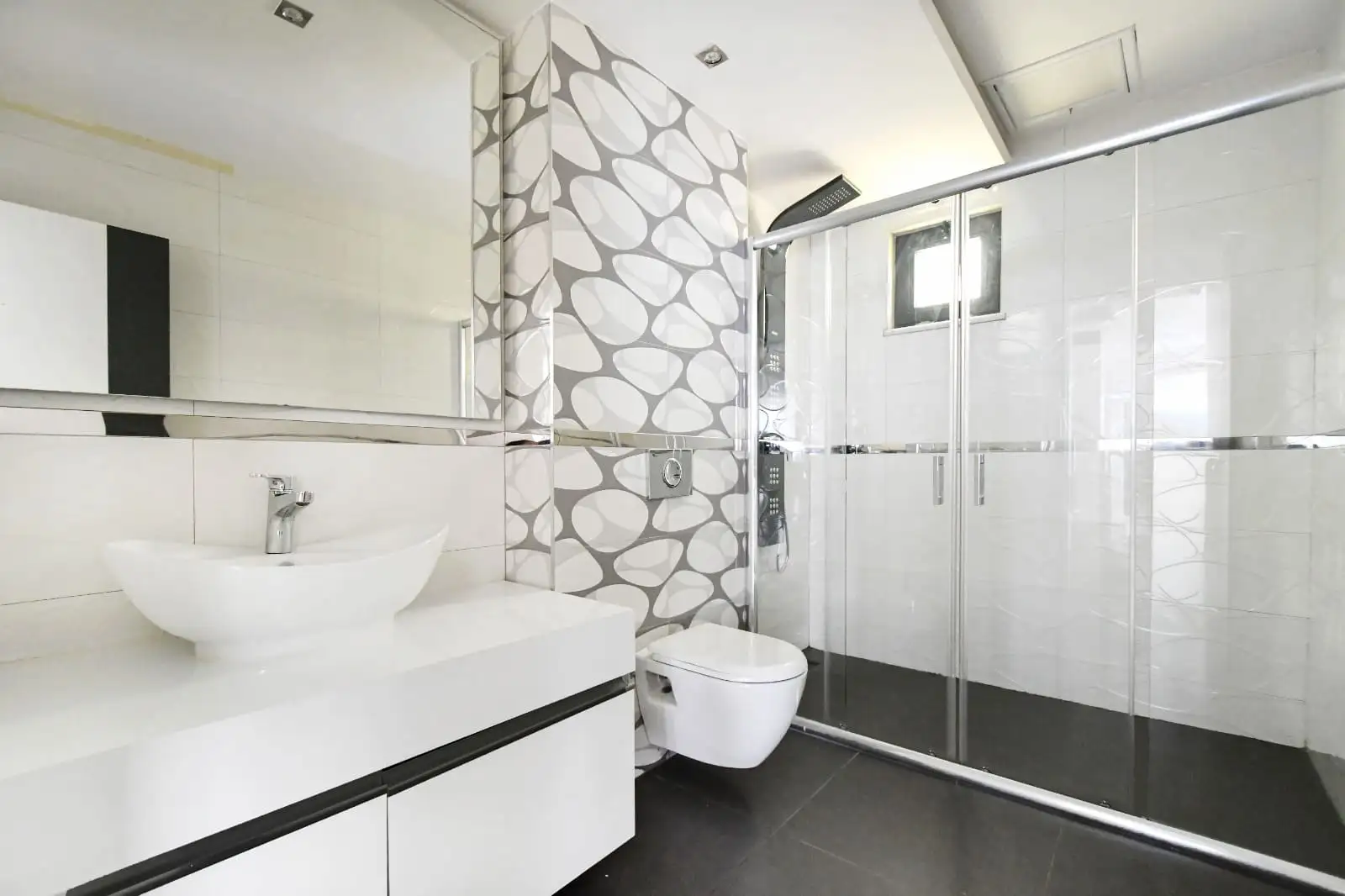 Townhouse 200m² in Turkey, Kargicak. Priced at 264000€ rent photo-12