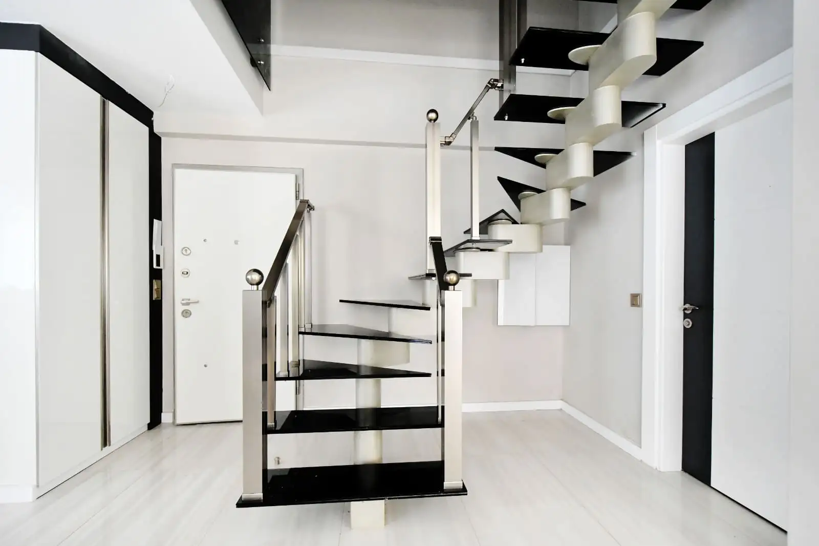 Townhouse 200m² in Turkey, Kargicak. Priced at 264000€ rent photo-13