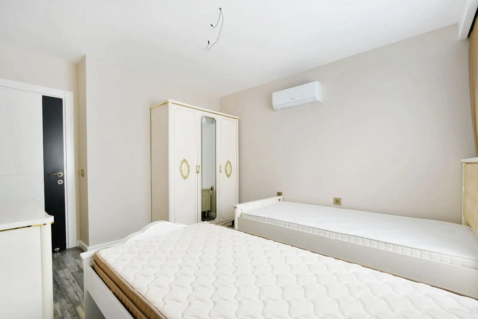 Townhouse 200m² in Turkey, Kargicak. Priced at 264000€ rent photo-17