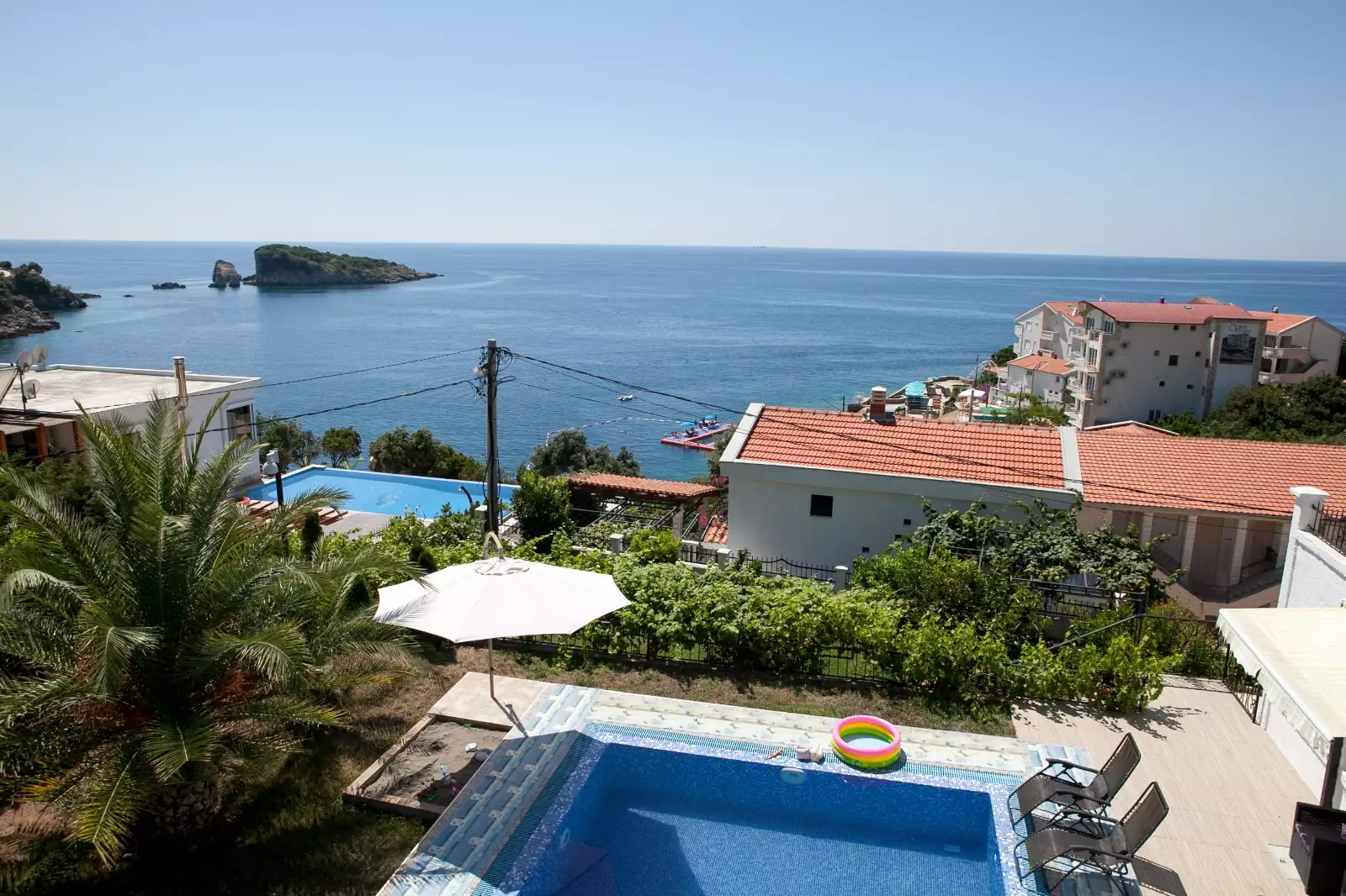 House 240m² in Montenegro, Utjeha. Priced at 390000€ rent photo-3