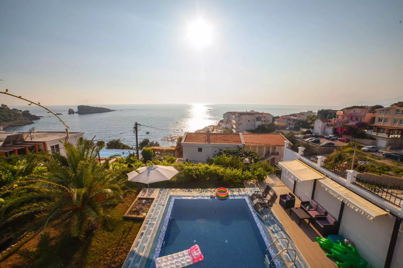 House 240m² in Montenegro, Utjeha. Priced at 390000€ rent photo-4