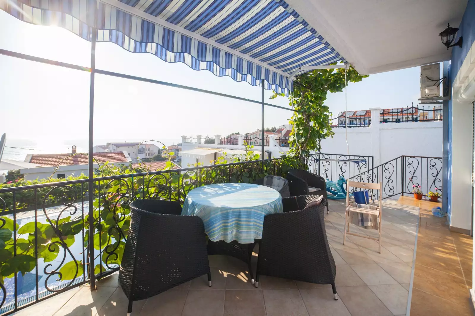 House 240m² in Montenegro, Utjeha. Priced at 390000€ rent photo-11