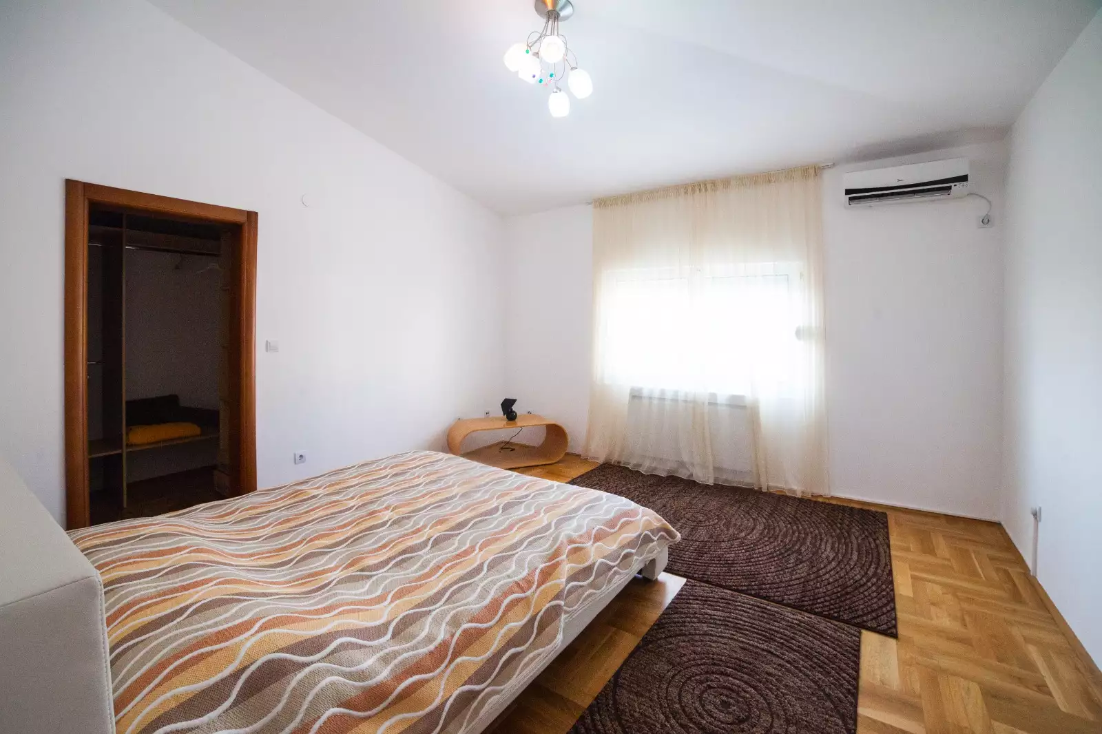 House 240m² in Montenegro, Utjeha. Priced at 390000€ rent photo-28