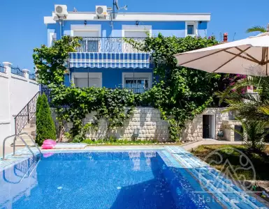 Buy in Montenegro for 390000€