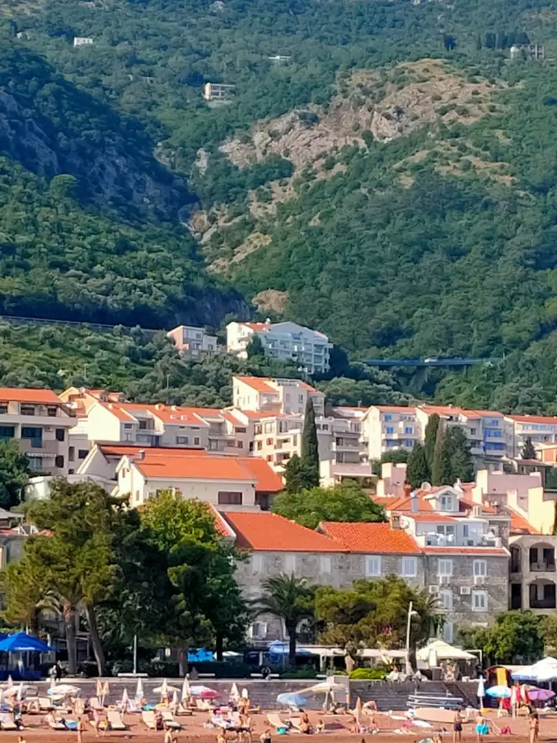 Flat 142m² in Montenegro, Petrovac. Priced at 240000€ rent photo-5