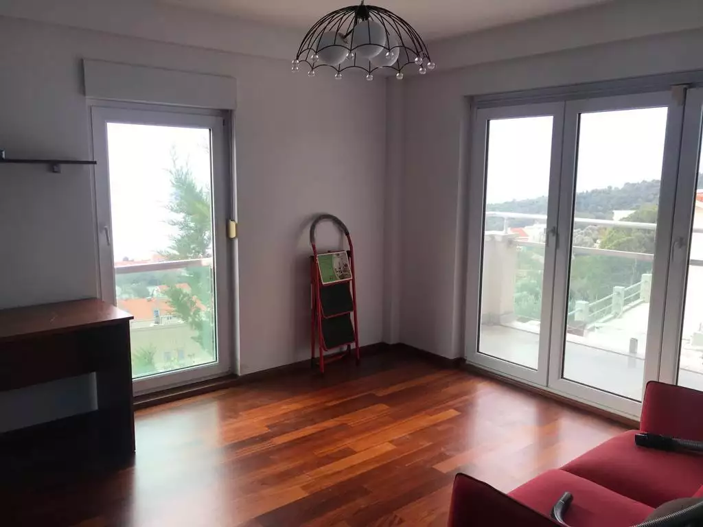 Flat 142m² in Montenegro, Petrovac. Priced at 240000€ rent photo-8