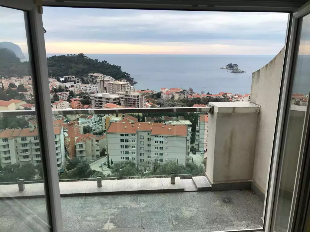 Flat 142m² in Montenegro, Petrovac. Priced at 240000€ rent photo-12