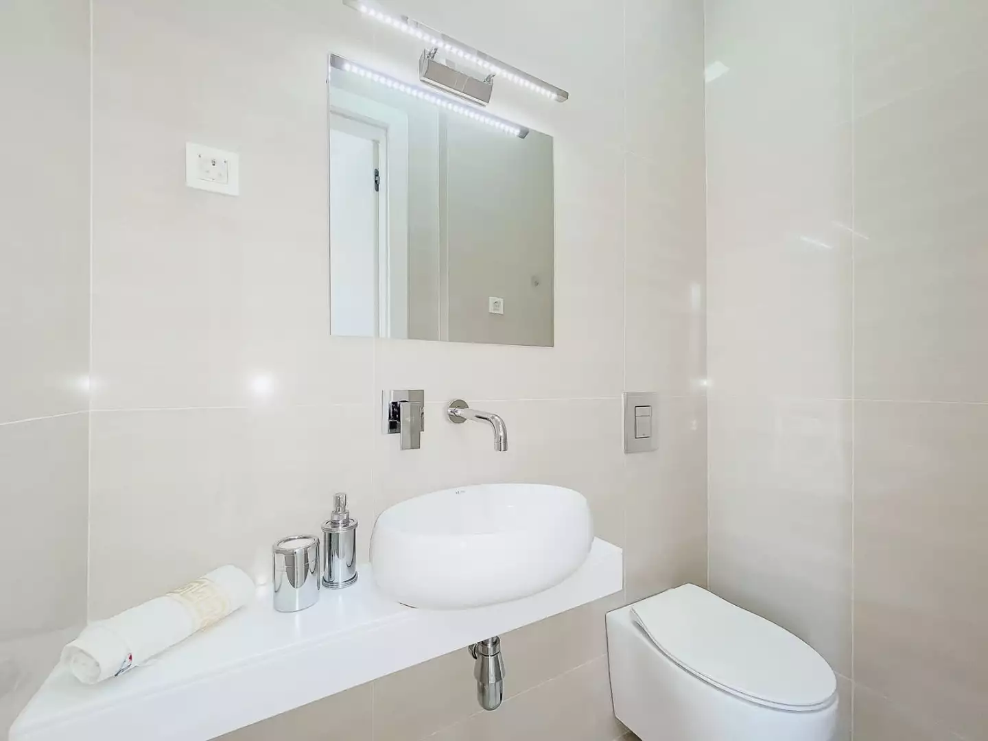 Flat 58m² in Montenegro, Becici. Priced at 350000€ rent photo-8