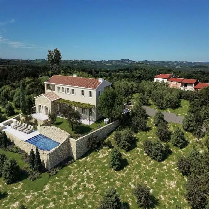 Villa 270m² in Croatia, Brtonigla. Priced at 1500000€ rent photo-2