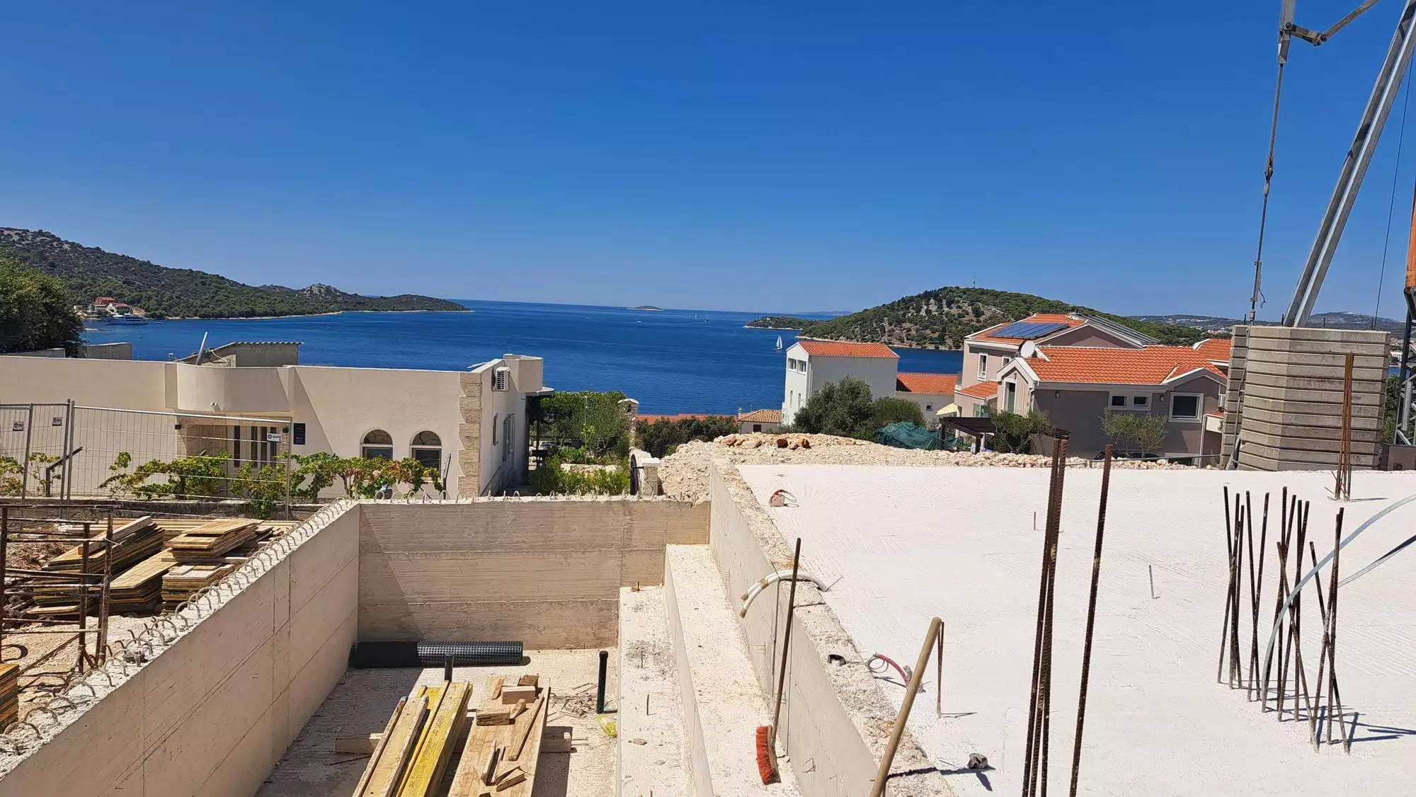 Villa 250m² in Croatia, Razanj. Priced at 1400000€ rent photo-17