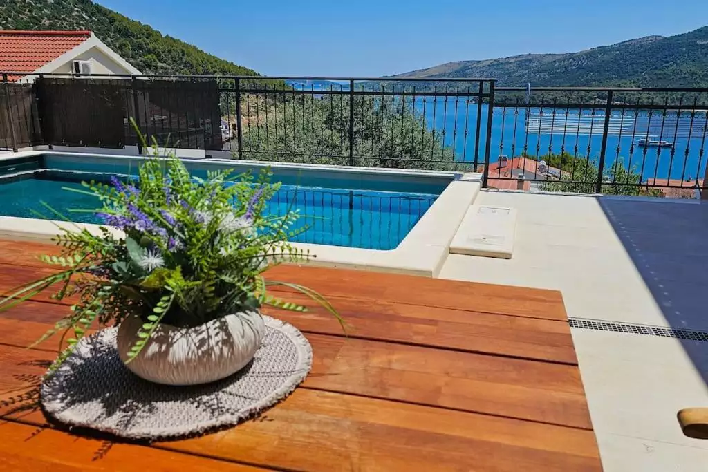 Villa 310m² in Spain, La Marina. Priced at 780000€ rent photo-3