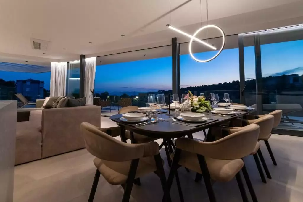 Villa 550m² in Croatia, Murter. Priced at 2500000€ rent photo-11