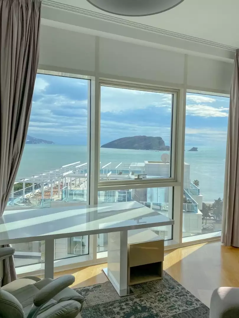 Flat 77m² in Montenegro, Budva. Priced at 349000€ rent photo-1