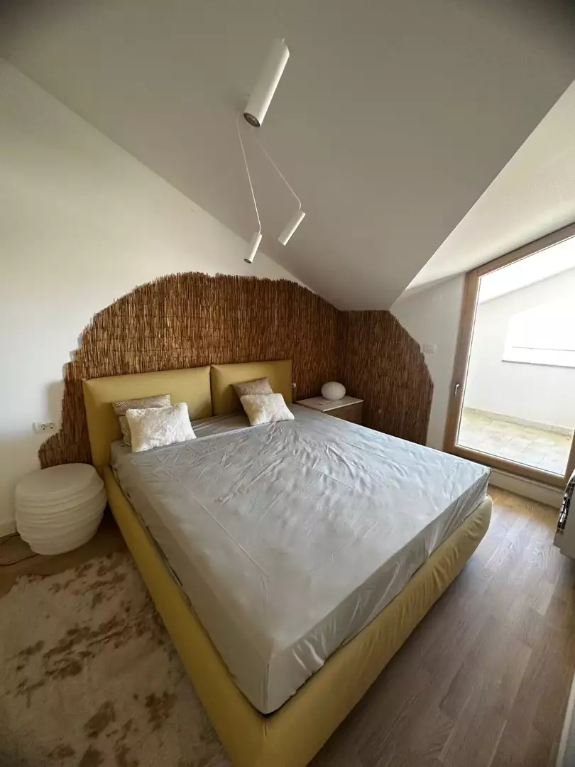 Flat 108m² in Montenegro, Dobrota. Priced at 350000€ rent photo-17