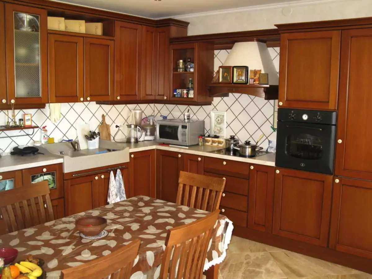 House 515m² in Italy, Barga. Priced at 650000€ rent photo-19