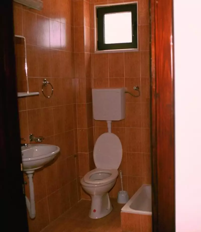Hotels 500m² in Montenegro, Petrovac. Priced at 1050000€ rent photo-5