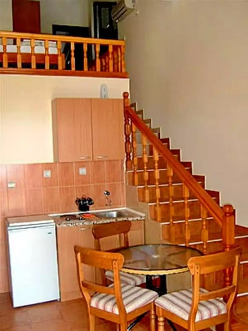 Hotels 500m² in Montenegro, Petrovac. Priced at 1050000€ rent photo-6