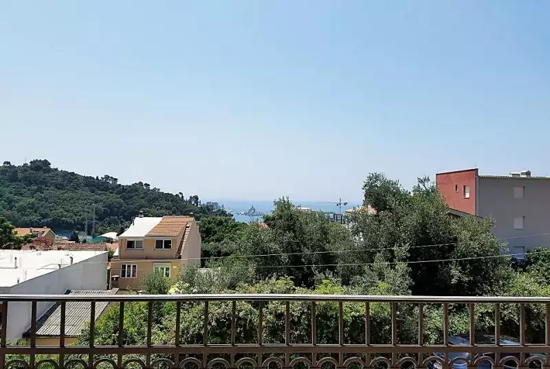 Hotels 500m² in Montenegro, Petrovac. Priced at 1050000€ rent photo-17