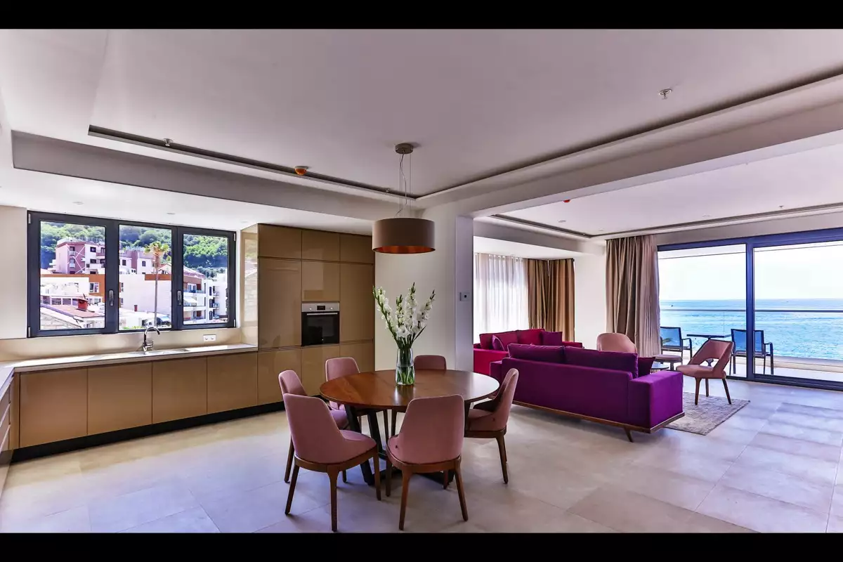 Flat 107m² in Montenegro, Rafailovici. Priced at 593600€ rent photo-7