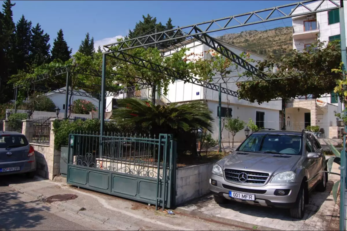 House 134m² in Montenegro, Petrovac. Priced at 260000€ rent photo-3