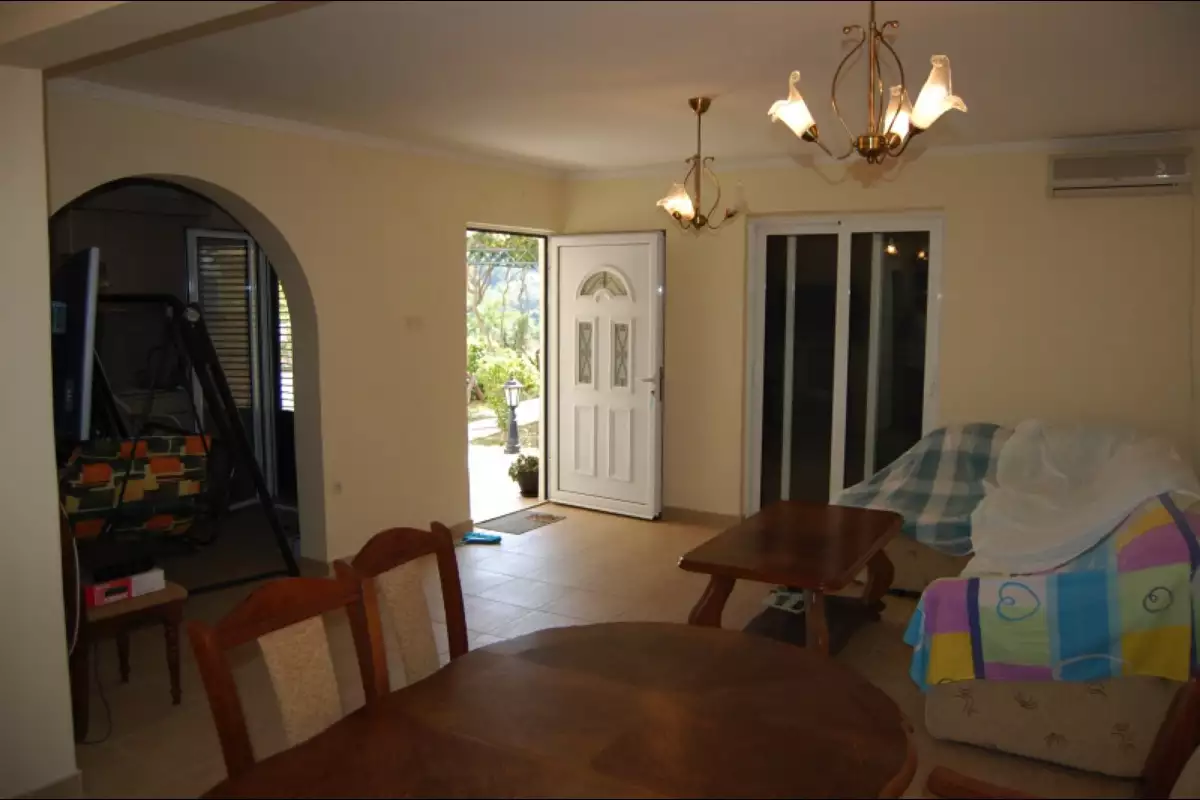 House 134m² in Montenegro, Petrovac. Priced at 260000€ rent photo-20