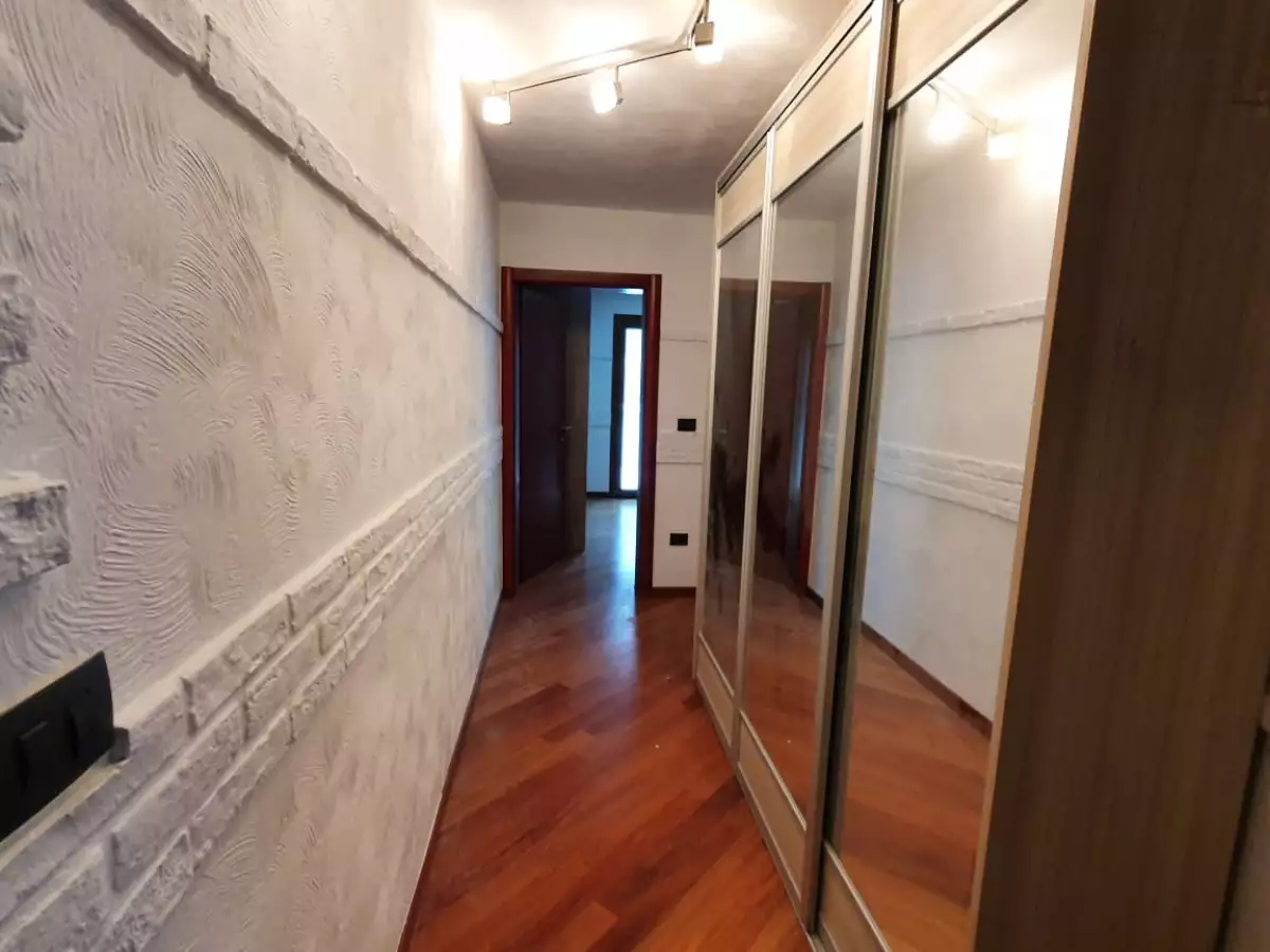 Flat 207m² in Montenegro, Rafailovici. Priced at 823000€ rent photo-9