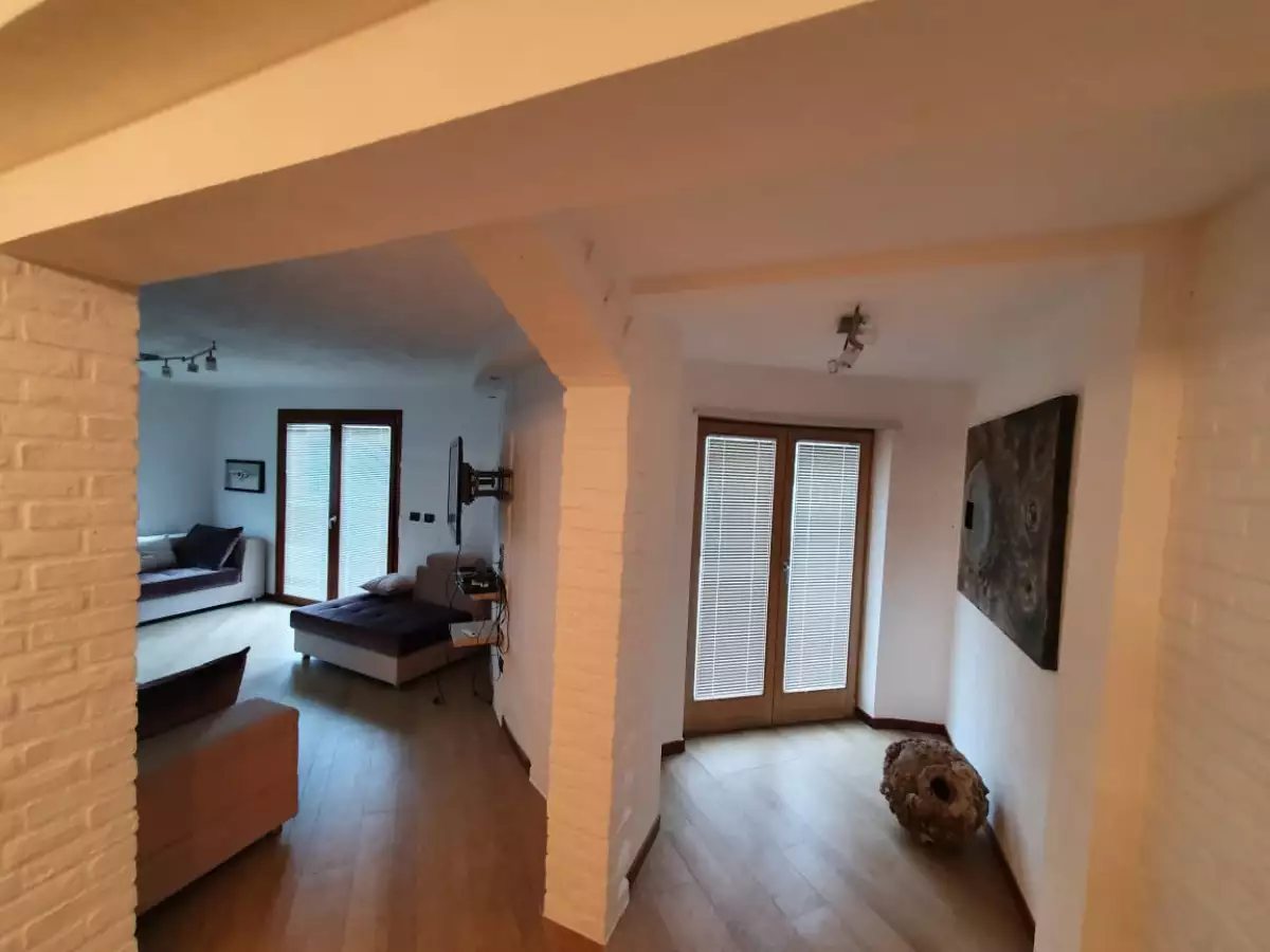 Flat 207m² in Montenegro, Rafailovici. Priced at 823000€ rent photo-26