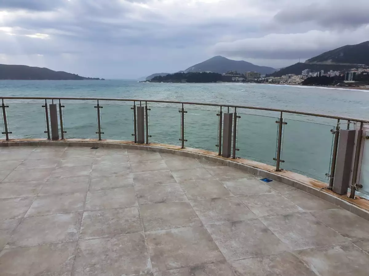 Flat 207m² in Montenegro, Rafailovici. Priced at 823000€ rent photo-30