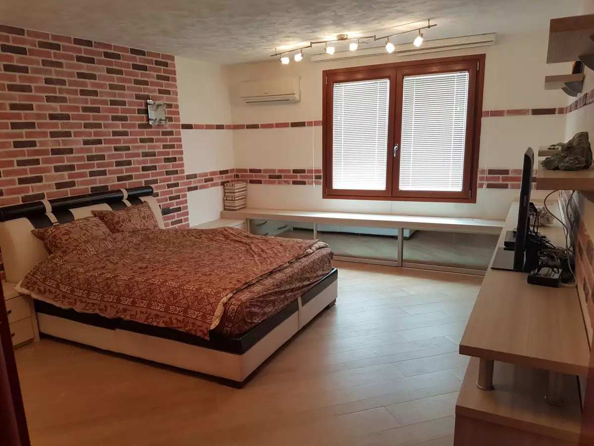 Flat 207m² in Montenegro, Rafailovici. Priced at 823000€ rent photo-34