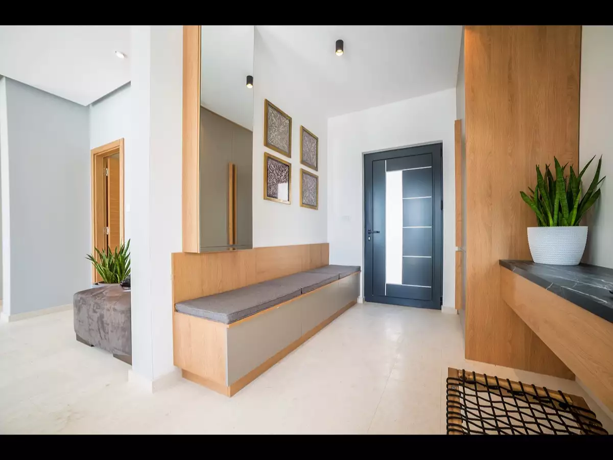 House 160m² in Montenegro, Becici. Priced at 550000€ rent photo-11