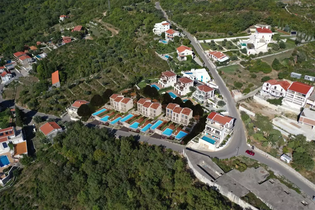 House 245m² in Montenegro, Blizikuce. Priced at 650000€ rent photo-27