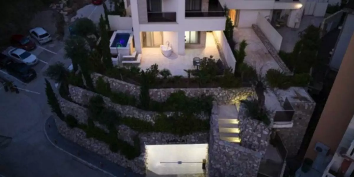 Flat 56m² in Montenegro, Rafailovici. Priced at 280000€ rent photo-10
