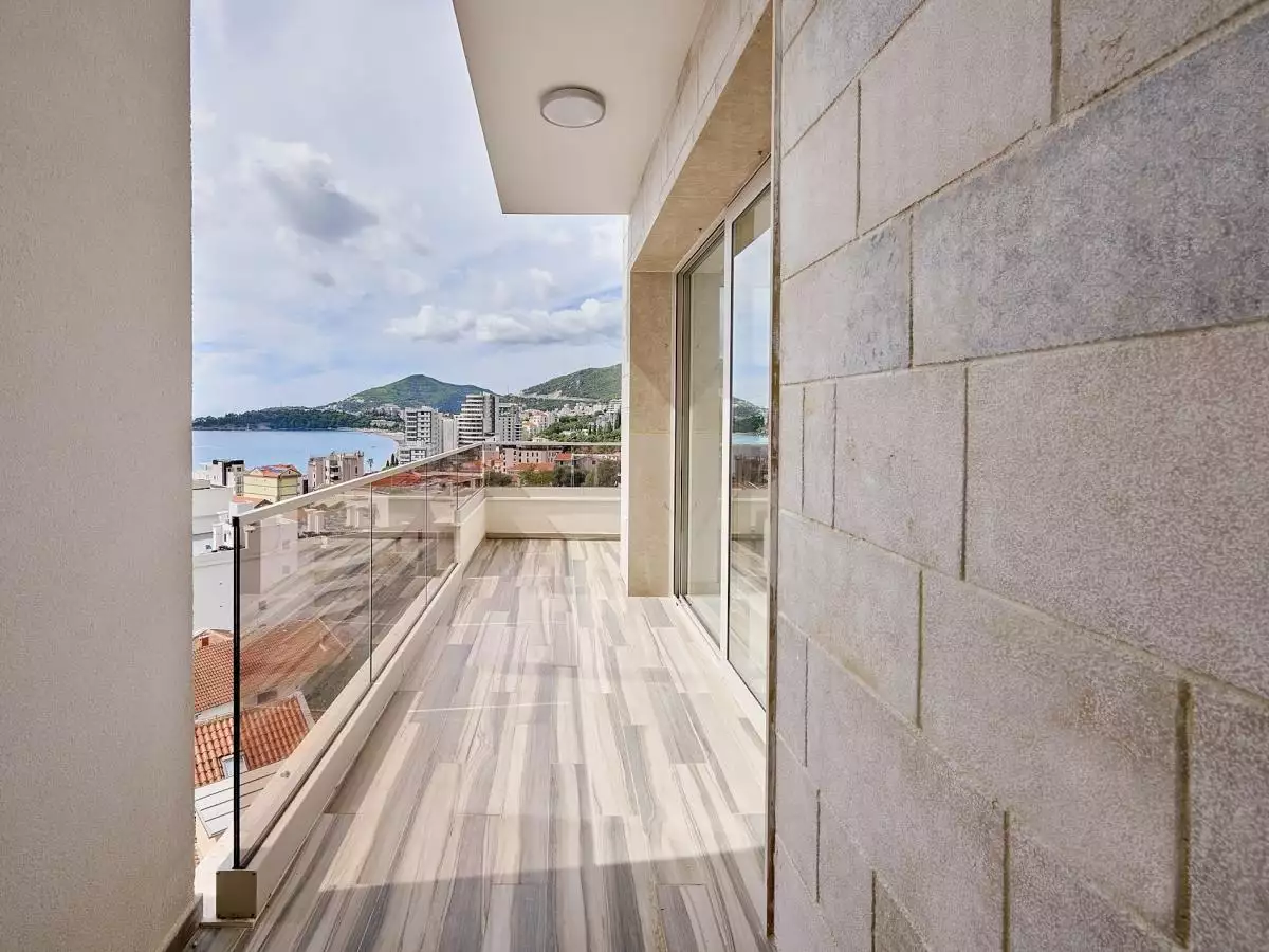 Flat 90m² in Montenegro, Rafailovici. Priced at 370000€ rent photo-10