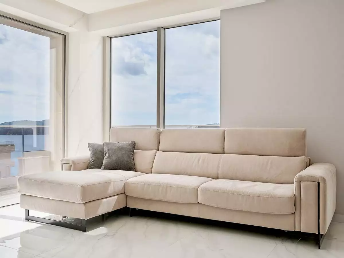 Flat 90m² in Montenegro, Rafailovici. Priced at 370000€ rent photo-14
