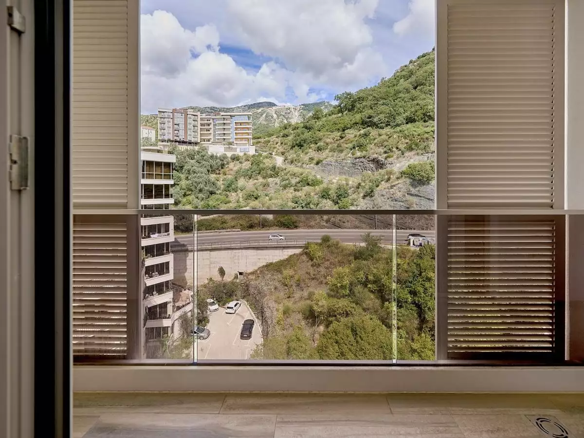 Flat 90m² in Montenegro, Rafailovici. Priced at 370000€ rent photo-30