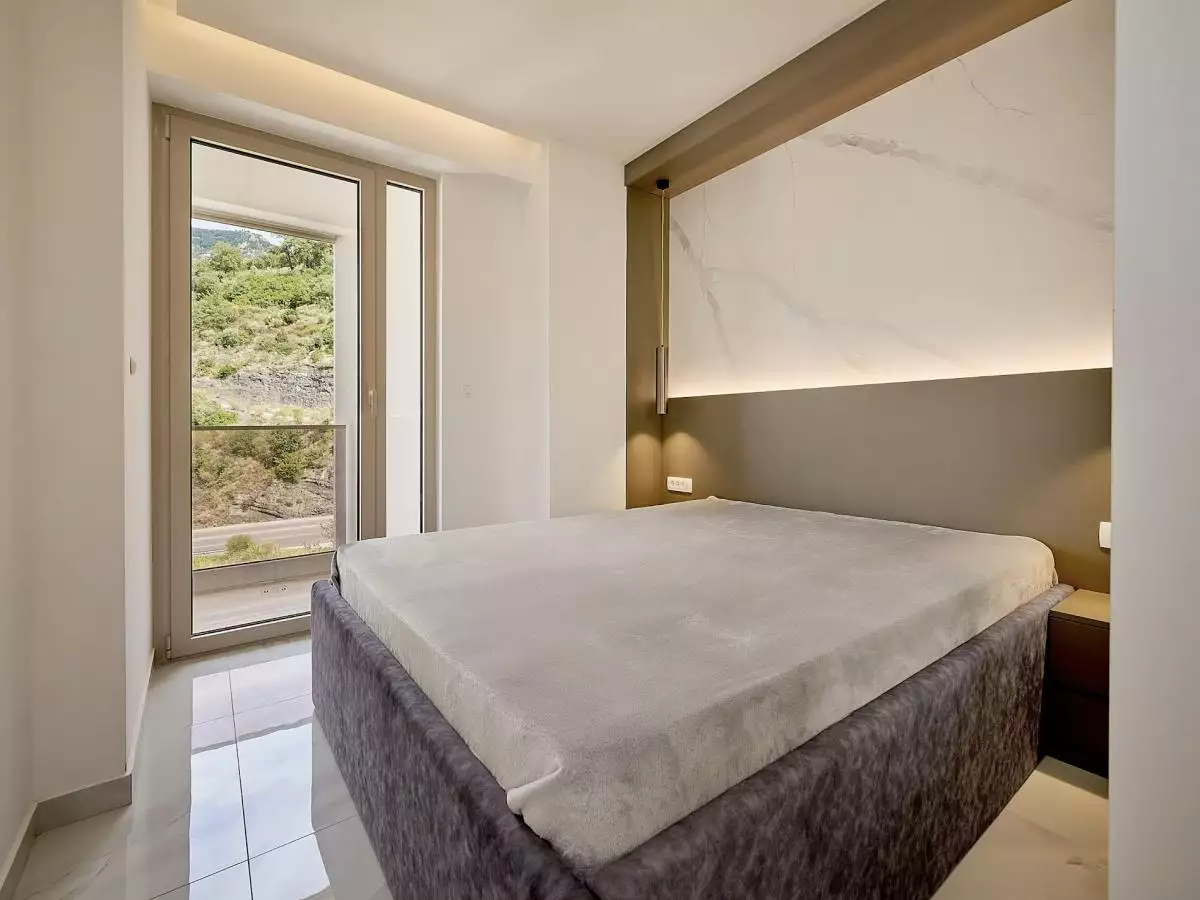 Flat 90m² in Montenegro, Rafailovici. Priced at 370000€ rent photo-37